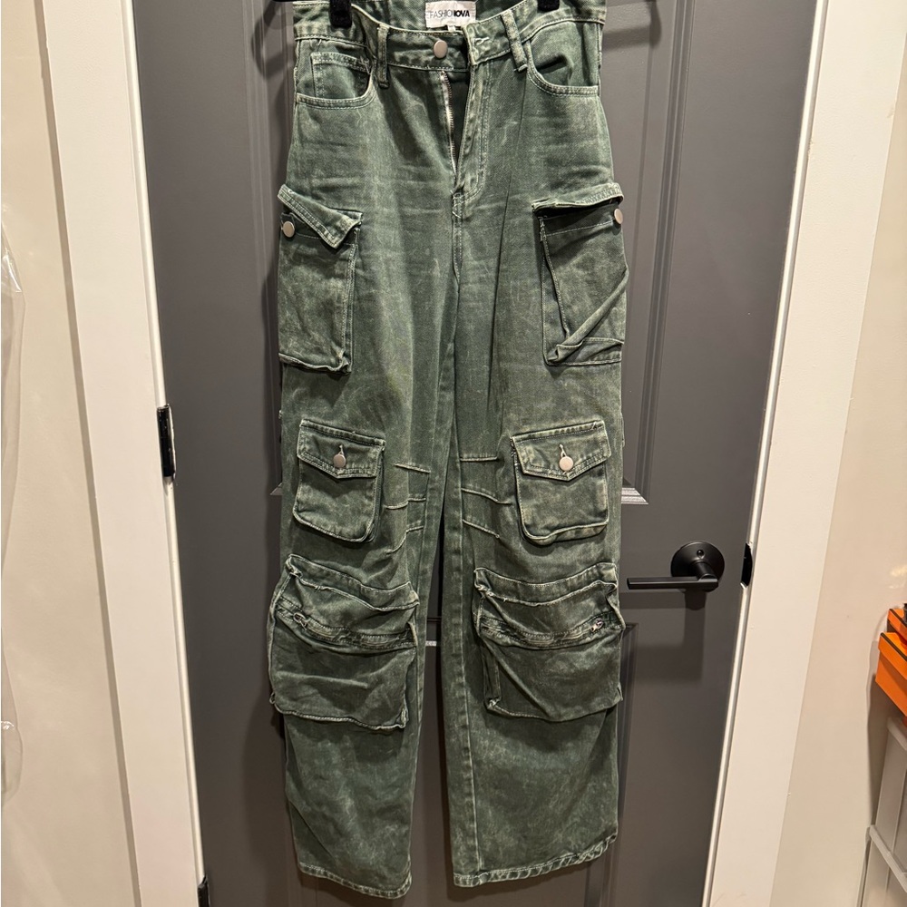 Fashion Nova Green Cargo Pants